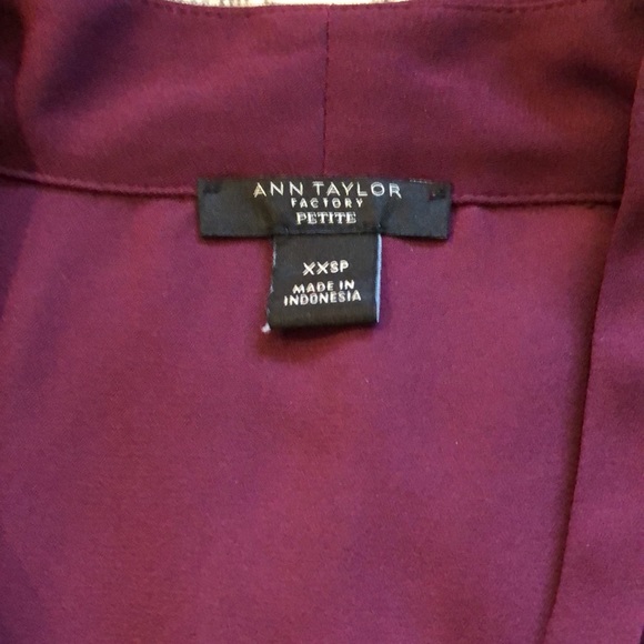Ann Taylor top, size xx small petite - Picture 2 of 4
